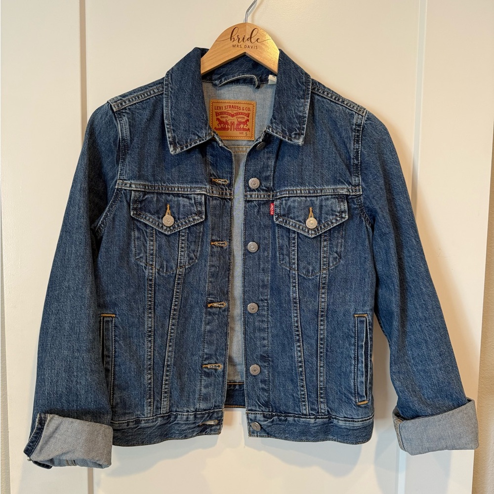 Women’s Levi’s Jean jacket, size S